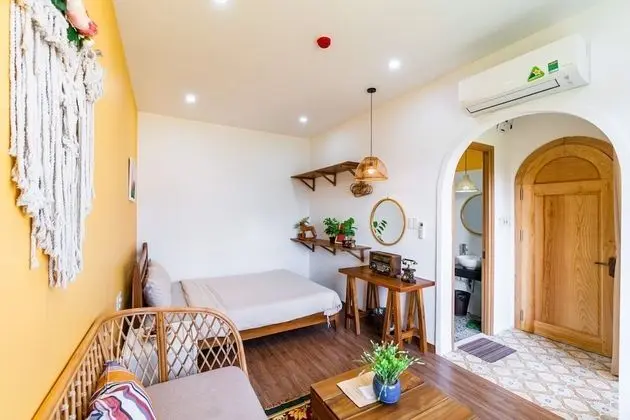 Deluxe Tek Büyük Yataklı Oda (Shine Room)