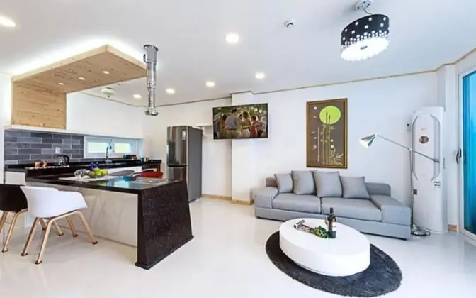 Oda (-K-couple indoor pool (3F))