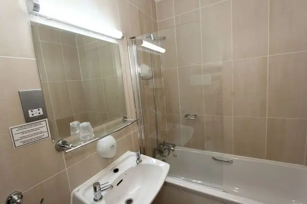 Tek Kişilik Oda, Banyolu/Duşlu