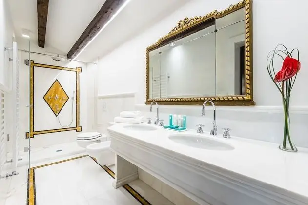 Presidential Süit, Kanal Manzaralı