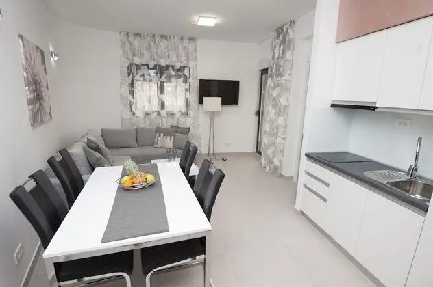 Deluxe Apart Daire (2)