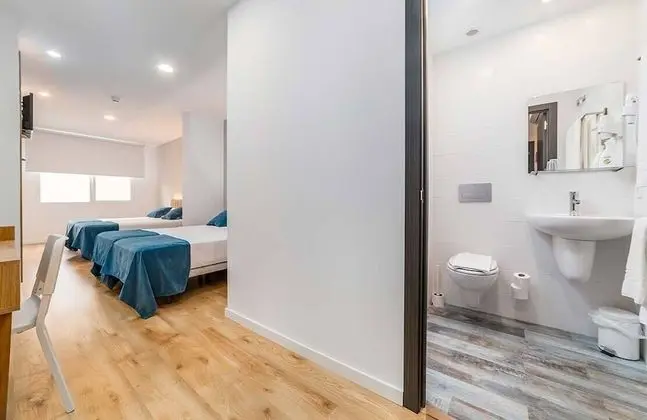 Economy Dört Kişilik Oda