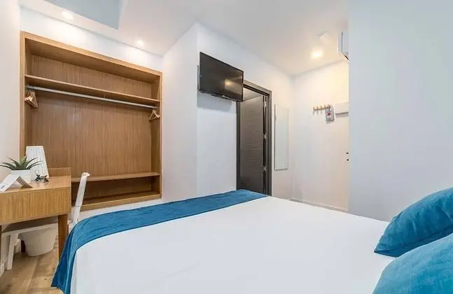 Standard Tek Büyük Yataklı Oda