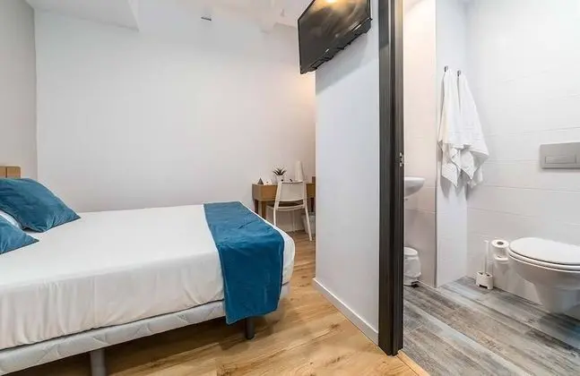 Standard Tek Büyük Yataklı Oda