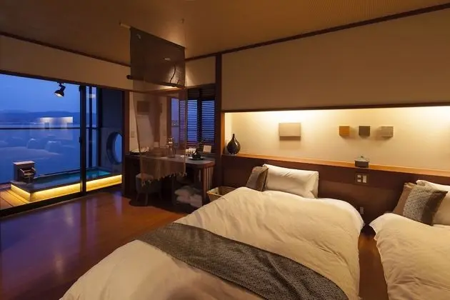 Deluxe İki Ayrı Yataklı Oda (Japanese Western Style)