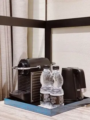 Deluxe Süit, 1 En Büyük (King) Boy Yatak, Balkon, Bahçe Manzaralı