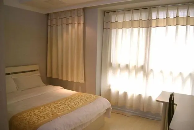 Apart Daire (with computer)