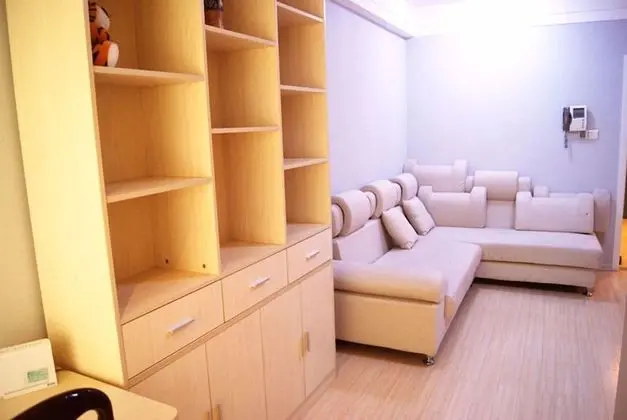Apart Daire (with computer)