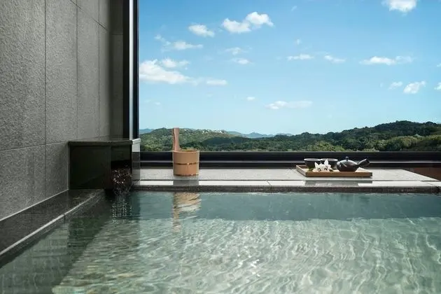 Oda, Manzaralı (Hot-Spring Bath)