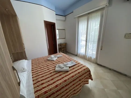 Standard Tek Büyük Yataklı Oda, 1 Çift Kişilik Yatak, Balkon