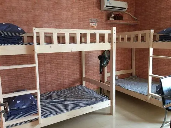 Ortak Ranzalı Oda, Ortak Banyo