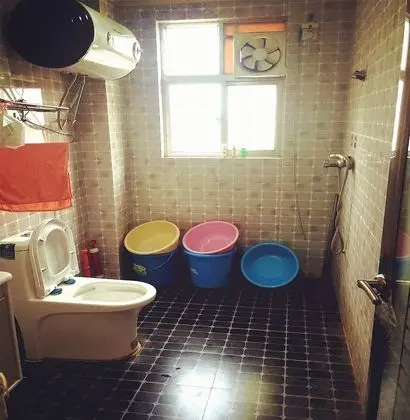 Ortak Ranzalı Oda, Sadece kadınlar için, Özel Banyo