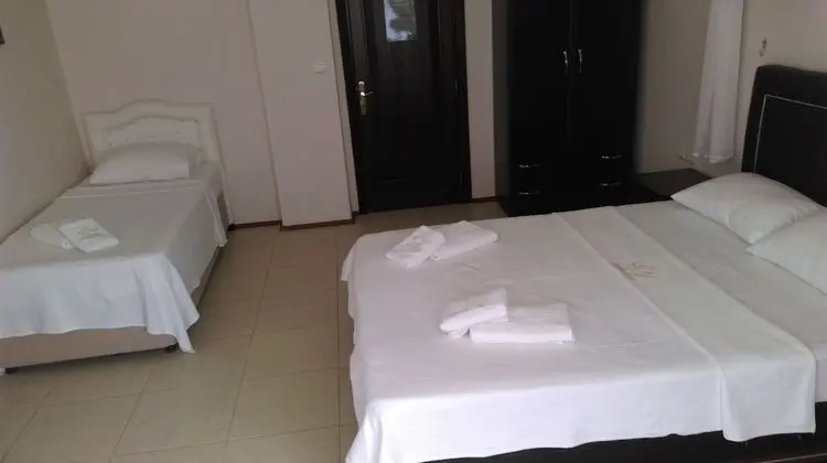 Standard Üç Kişilik Oda