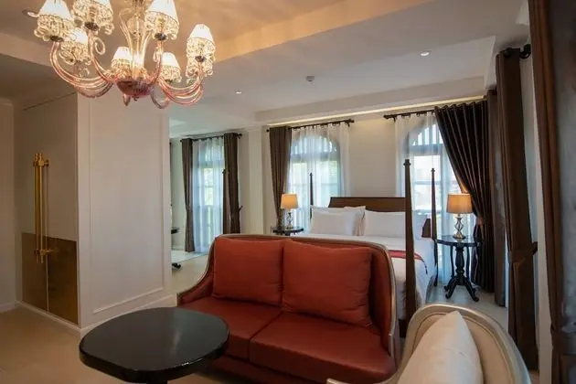 Deluxe Penthouse A4