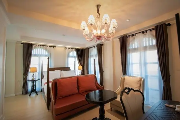 Deluxe Penthouse A4