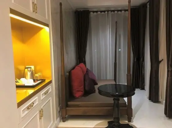 Deluxe Penthouse A4