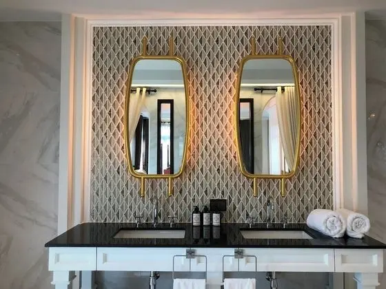 Deluxe Penthouse A4