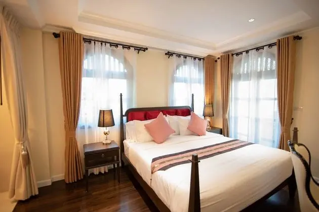 Superior Deluxe Room with Bathtub A1