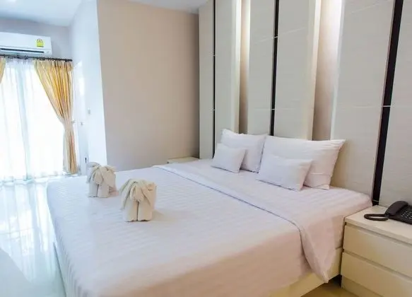 Boutique Room