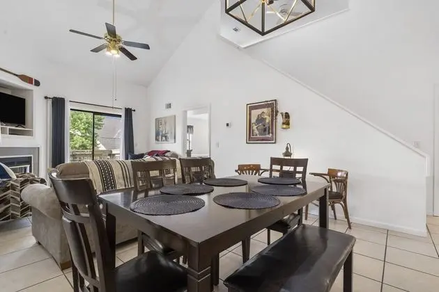 Daire, 3 Yatak Odası, Balkon, Bahçe Manzaralı