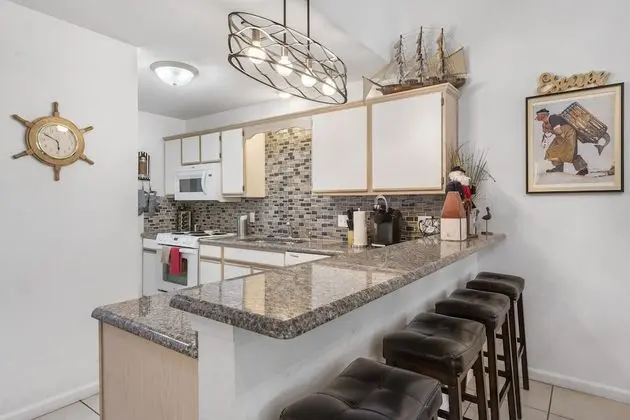 Daire, 3 Yatak Odası, Balkon, Bahçe Manzaralı