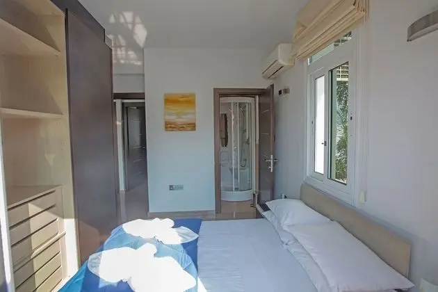 Villa, 4 Yatak Odası, Balkon