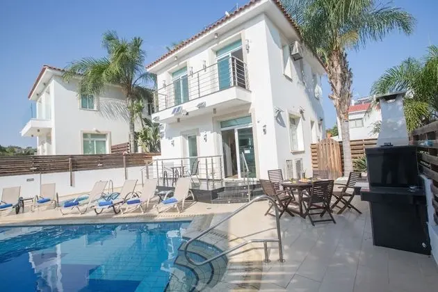 Villa, 4 Yatak Odası, Balkon