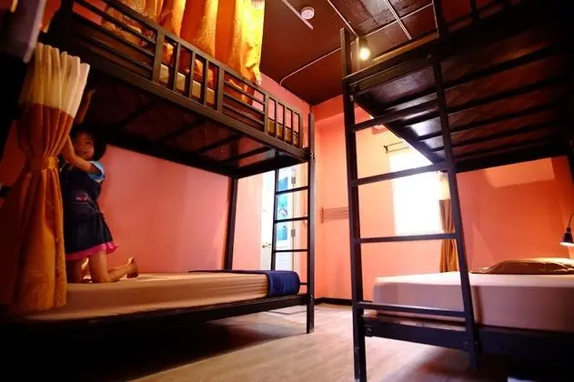 6-Bed Female Dormitory Room