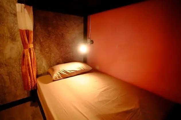 6-Bed Female Dormitory Room