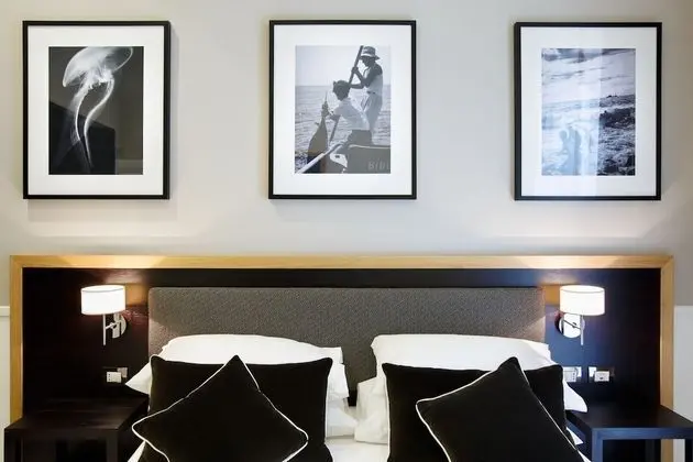 Standard Tek Büyük Yataklı Oda (Private External Bathroom)