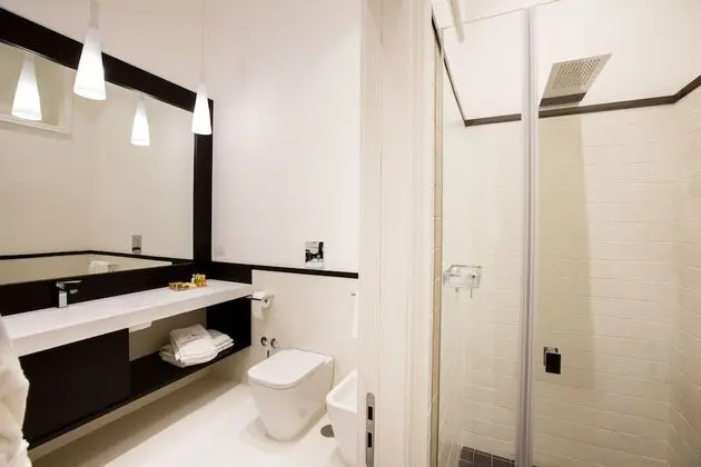 Standard Tek Büyük Yataklı Oda (Private External Bathroom)