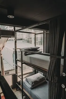 8 Bunk beds - 8 Beds Mixed Dormitory with Curtain, City View