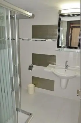 Standard Tek Büyük veya İki Ayrı Yataklı Oda