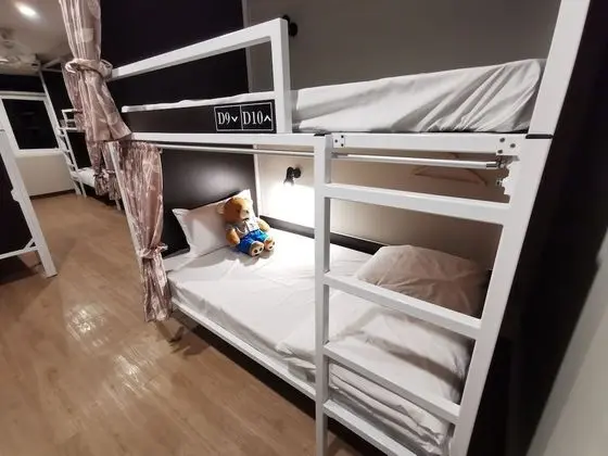 10-Bed Mixed Dormitory