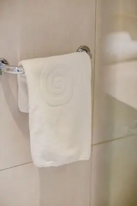 Superior Oda, Havuz Manzaralı
