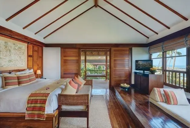 Villa (Oceanfront)