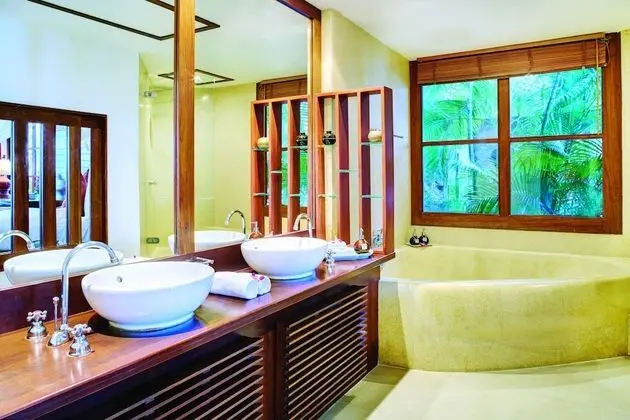 Villa (Oceanfront)