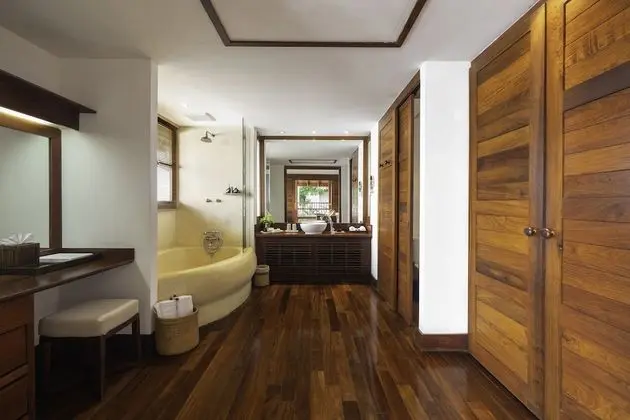 Villa (Oceanfront)