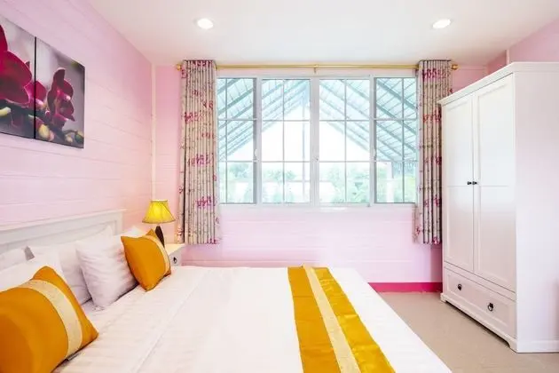 Scenery Room