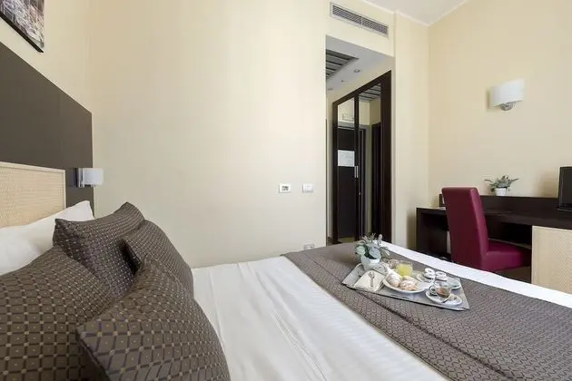 Comfort Tek Büyük Yataklı Oda