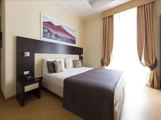Comfort Tek Büyük Yataklı Oda