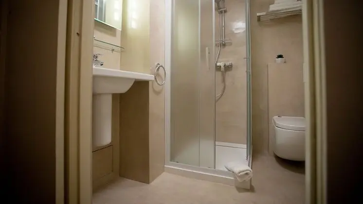 Comfort Tek Büyük Yataklı Oda, 1 Çift Kişilik Yatak, Özel Banyo