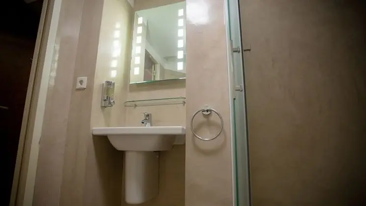 Comfort Tek Büyük Yataklı Oda, 1 Çift Kişilik Yatak, Özel Banyo