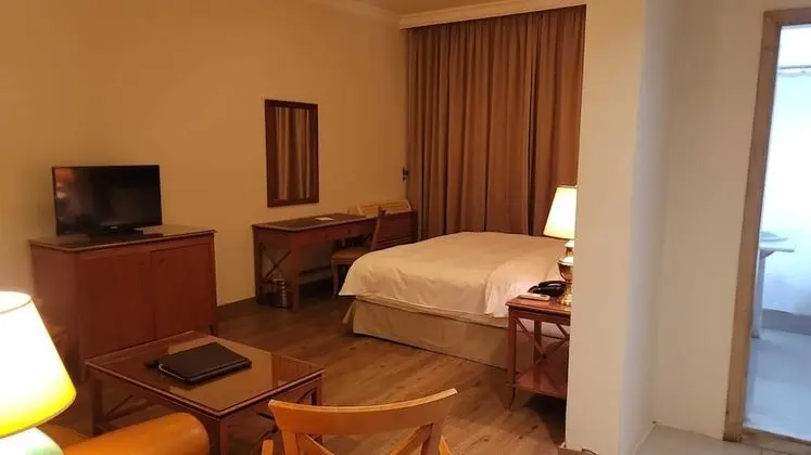 Deluxe Tek Büyük veya İki Ayrı Yataklı Oda