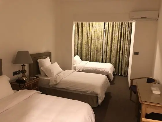 Deluxe Üç Kişilik Oda, Sigara İçilmez, Avlu Manzaralı