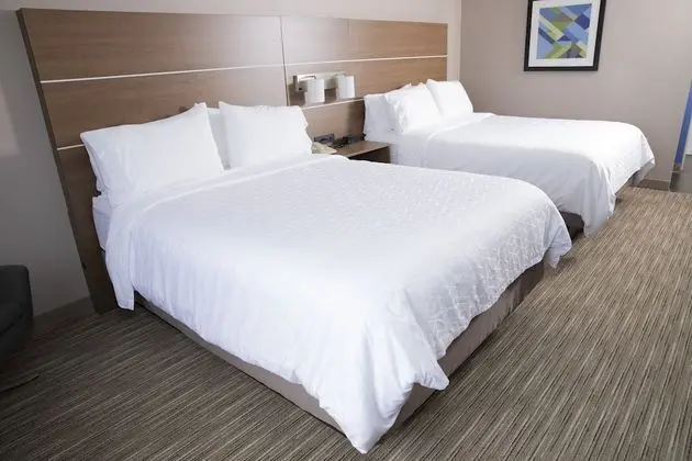 Standard Oda, 2 Büyük (Queen) Boy Yatak