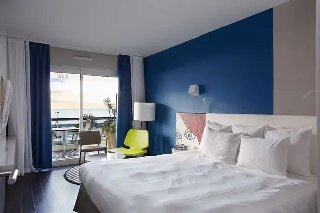 Premium Tek Büyük Yataklı Oda, Balkon, Deniz Manzaralı