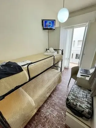 Economy Tek Büyük Yataklı Oda