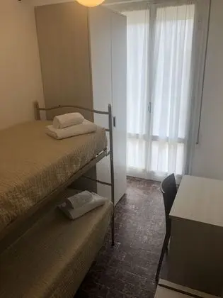 Economy Tek Büyük Yataklı Oda