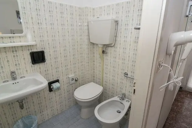 Standard Üç Kişilik Oda